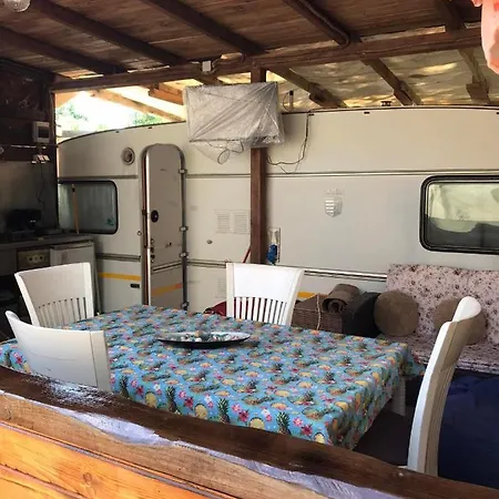 Campsite каравана бурни нощи 1 *